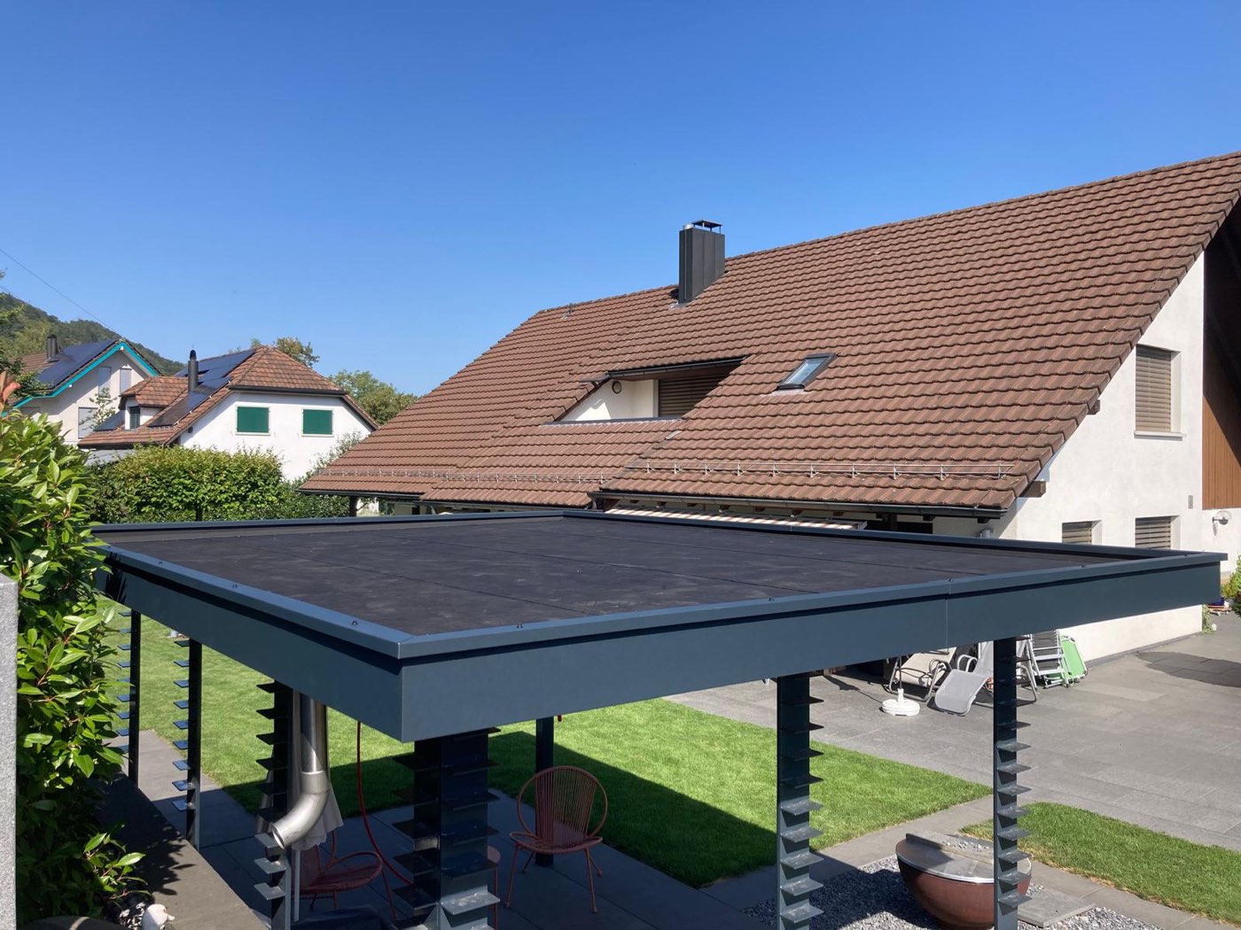 Carport mit Dachrandblech